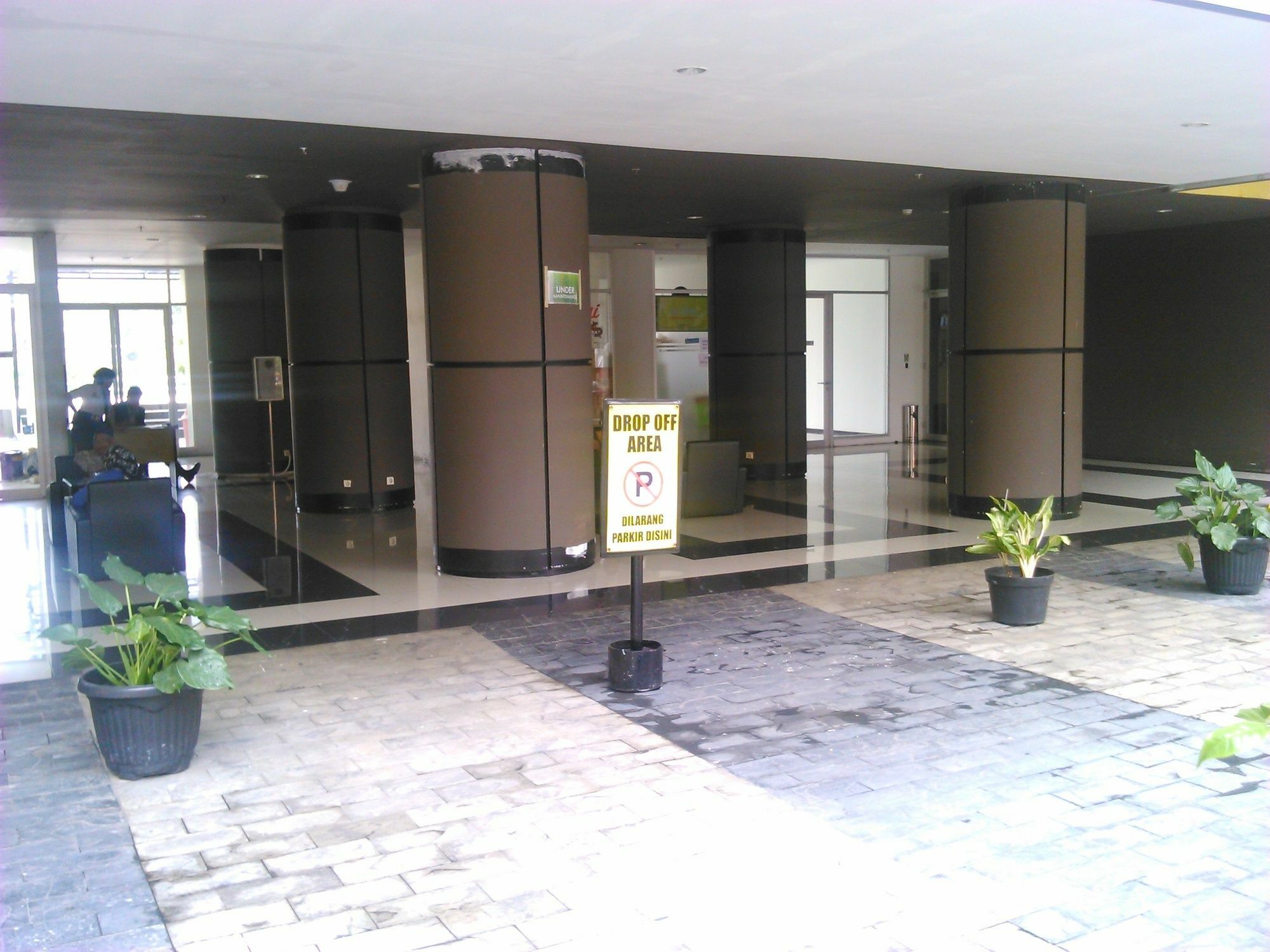 The Suites Metro Apartment - Putri Bandung Exterior foto